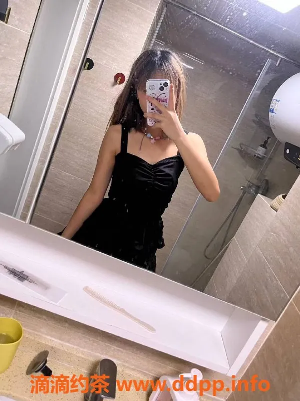 成都上门服务-成都欣怡 17岁排骨精 身高163体重84