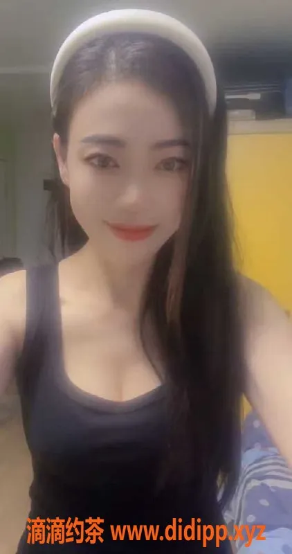 深圳楼凤-龙华若雨，28岁34C，限时298元按摩服务