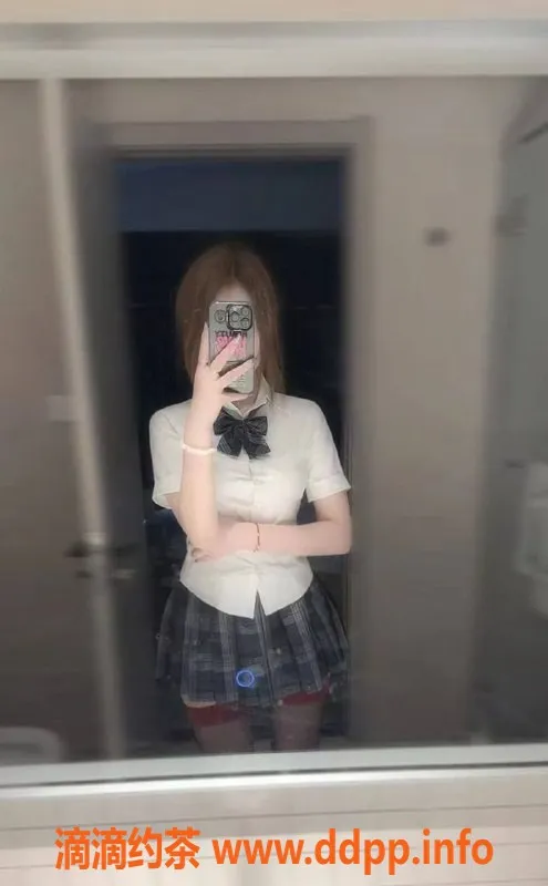 成都楼凤资源信息,成都养乐多，18岁雪白嫩妹，8P优惠体验