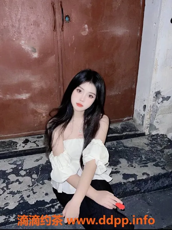 广州楼凤-佛山嫩妹瑶瑶，800水费，热情舌吻服务