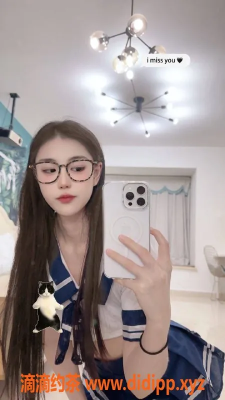 重庆楼凤-新老师小土豆，工兵价3，明晚开抽！