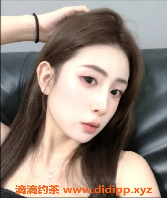 广州楼凤资源信息,天河嫩妹小冉，舌吻体验超赞！