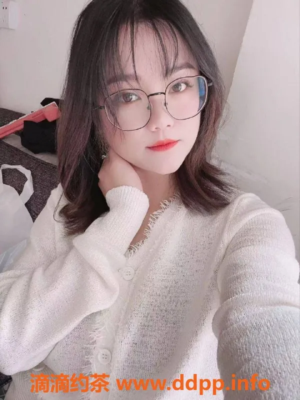 杭州楼凤-上城区轻熟女桃桃，身高156，诱惑无限