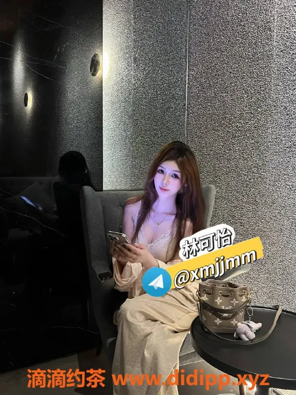 厦门楼凤-思明区18岁电报老师林可怡，服务优质