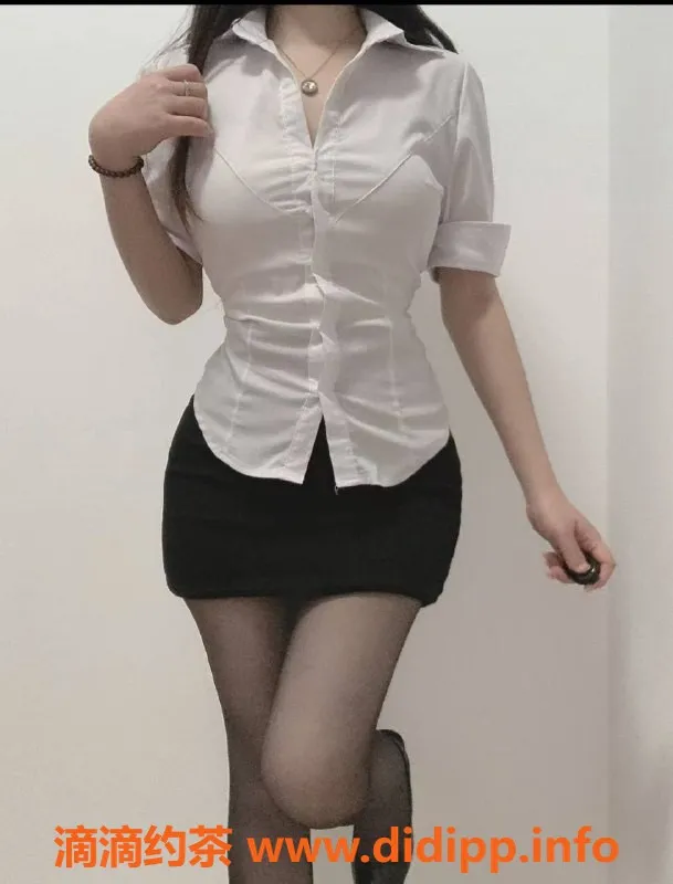 深圳楼凤-福田布丁老师，999p陪洗，胸推服务体验