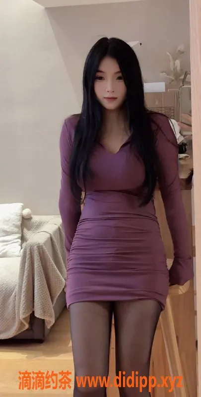 杭州上门服务-上城区嫩妹童童，18岁D罩杯清纯软妹，上门服务