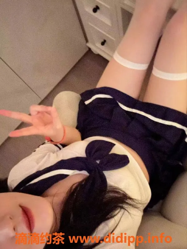 杭州楼凤-小曼 25岁 165cm 49kg 清纯可爱情趣服务