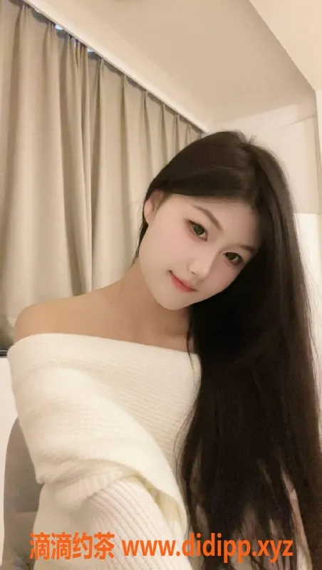 长沙楼凤资源信息,雨花区嫩妹二二，19岁长腿丝袜美腿等你来约！