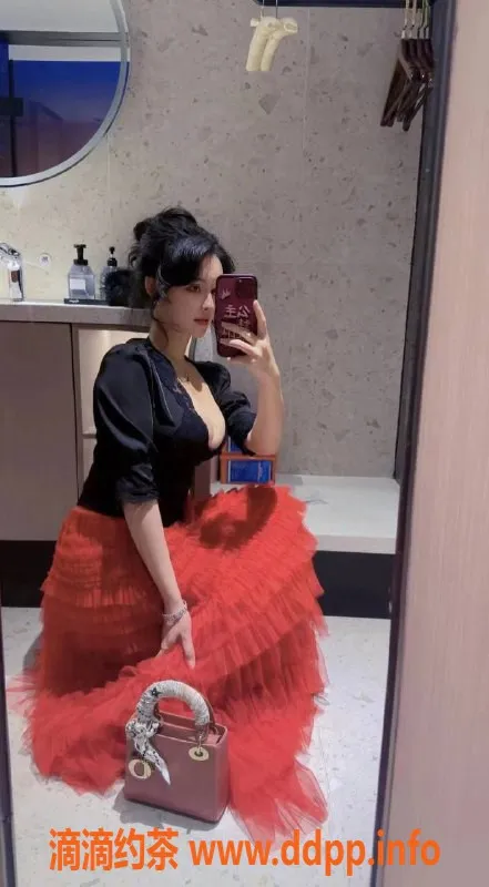 杭州楼凤资源信息,滨江E胸小不点，167cm白皙美女，1500元起