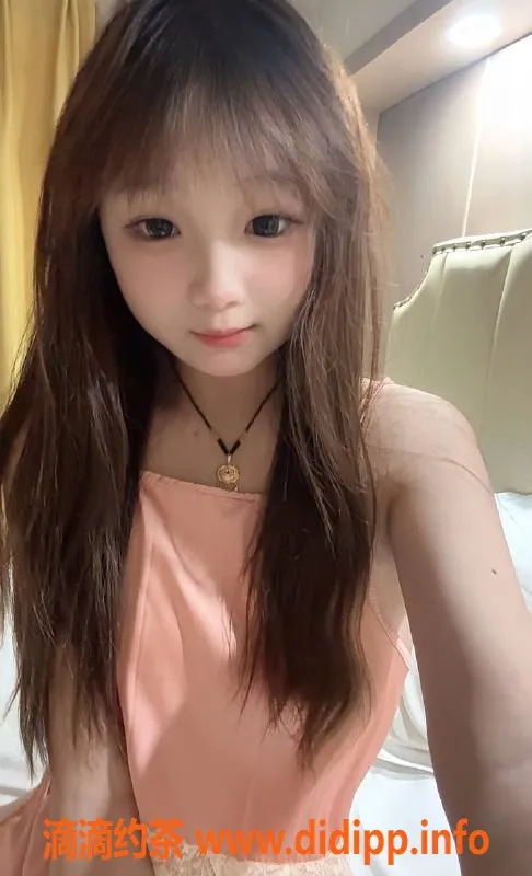 成都楼凤-成都高新区小呆呆，认证萝莉学妹来袭