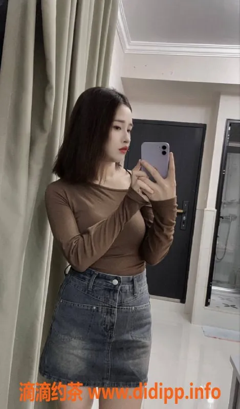 杭州上门服务-余杭茜茜，21岁163cm，88斤，千元包夜上门服务