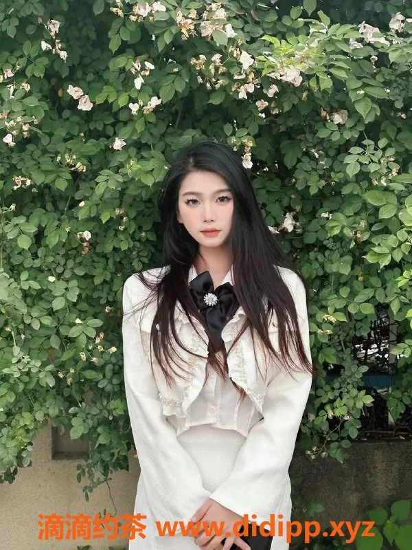 深圳楼凤-深圳南山高老师小筱，170cm、45kg、胸围C，服务千元档