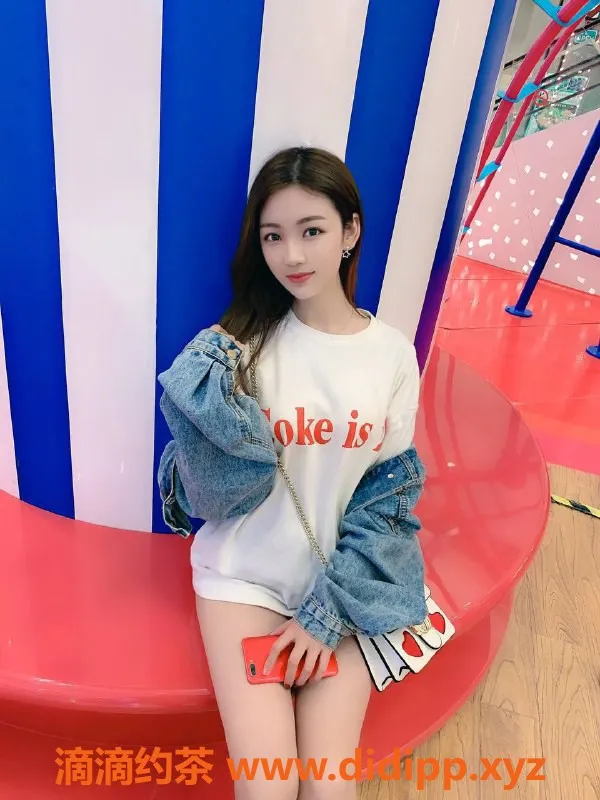 深圳楼凤-龙华诺诺，1200元双向激情服务，角色扮演佳