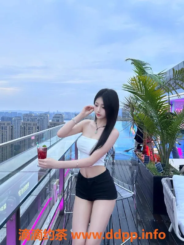 杭州楼凤-上城依依，22岁高颜值甜美女友感