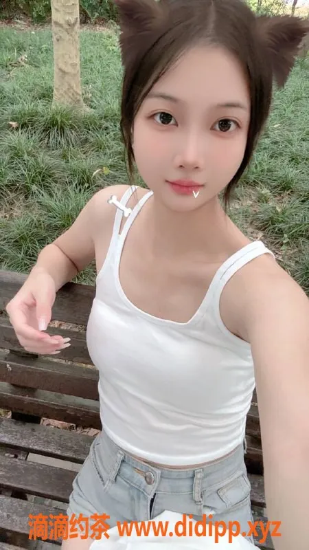 杭州上门服务-余杭区小橘子，160cm嫩妹，千元左右包夜服务