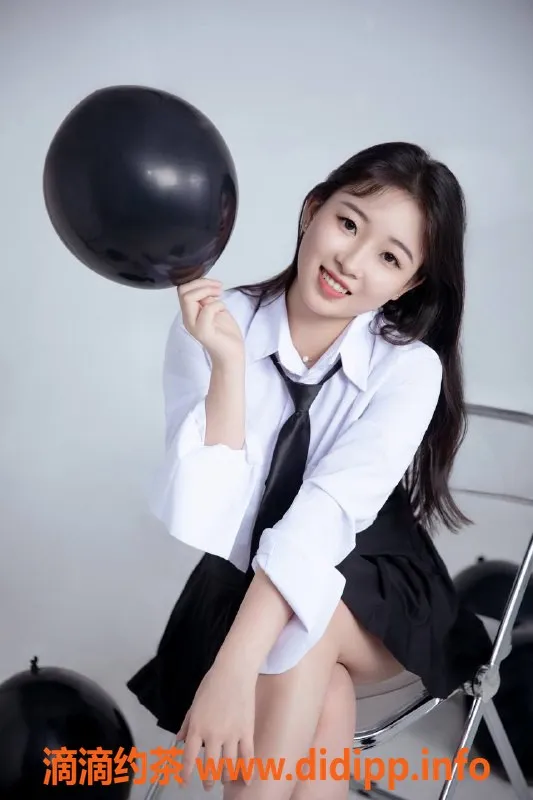 杭州楼凤-杭州婷婷，19岁，身材绝美，800元起服务