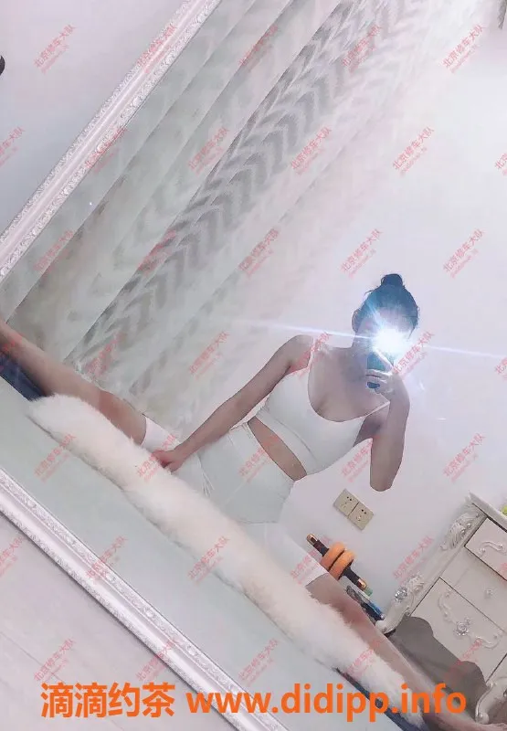 北京楼凤-十里堡嘉嘉，优质内衣服务，3T体验等你来！