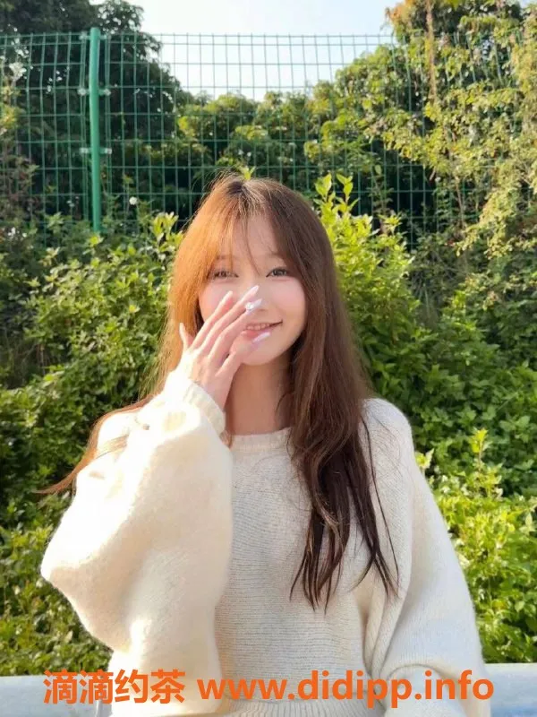 杭州楼凤资源信息,上城区哆咪，164cm、45Kg、36C，1200元亲密服务