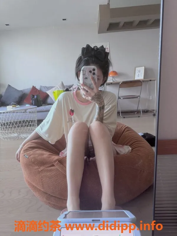 杭州上门服务-萧山区嫩妹夏可儿，163cm 43kg，1200元上门服务