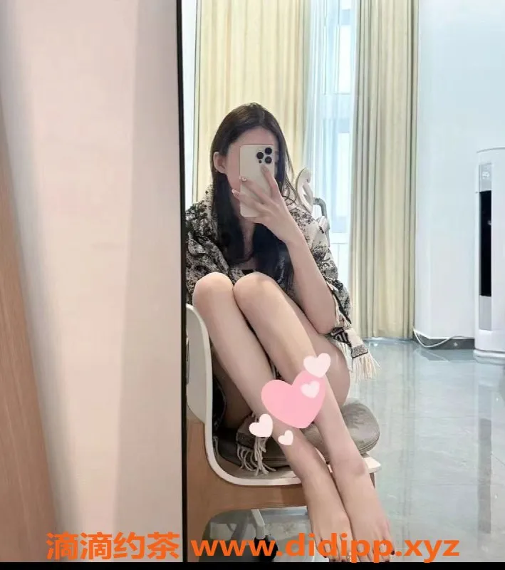 杭州上门服务-左小小22岁，身高170，胸围36C，诱惑服务只需900元