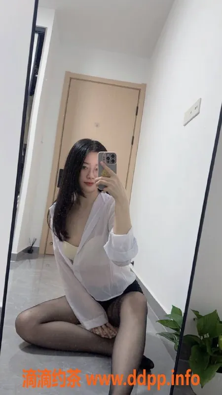 杭州楼凤-拱墅区小阳光，168高105斤，26岁千元以下服务