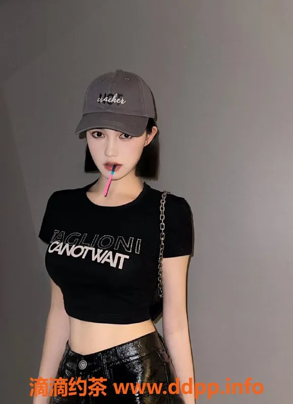 杭州楼凤-可欲可纯琪琪，171cm 95斤，陪浴69服务