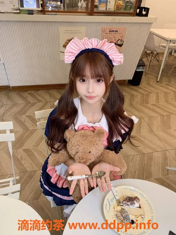 深圳楼凤-福田圆圆，1800元体验亲亲与鸳鸯浴