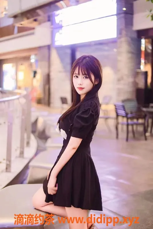 深圳楼凤资源信息,南山灵玲，950元享受多种服务，绝对满足你的需求！