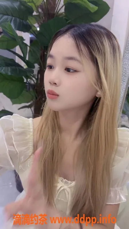 广州楼凤资源信息,番禺泡芙嫩妹，6P鸳鸯浴服务体验！