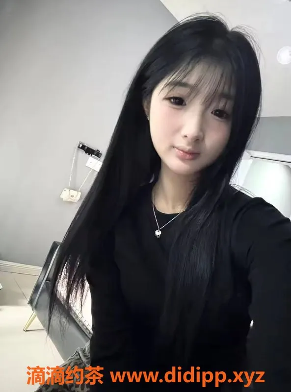 成都楼凤-成华区蓓蓓，160cm/90斤，颜值高的排骨妹