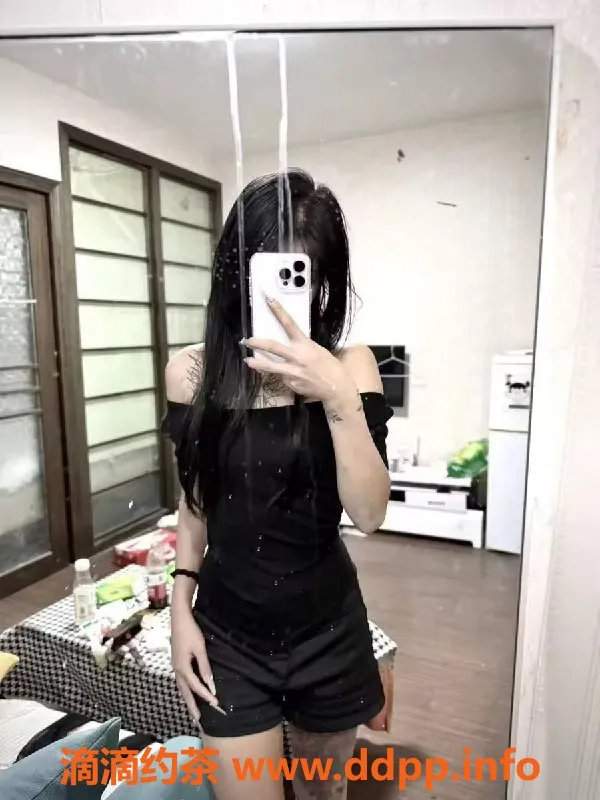 成都楼凤-成华区蓓蓓，160cm/90斤，颜值高的排骨妹