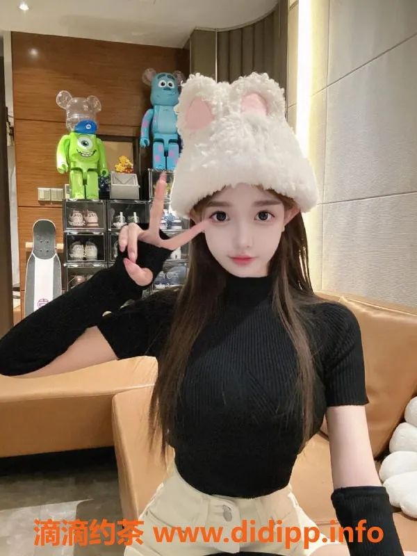 杭州楼凤-19岁猫猫艺术家，162cm，45kg，D杯服务热情