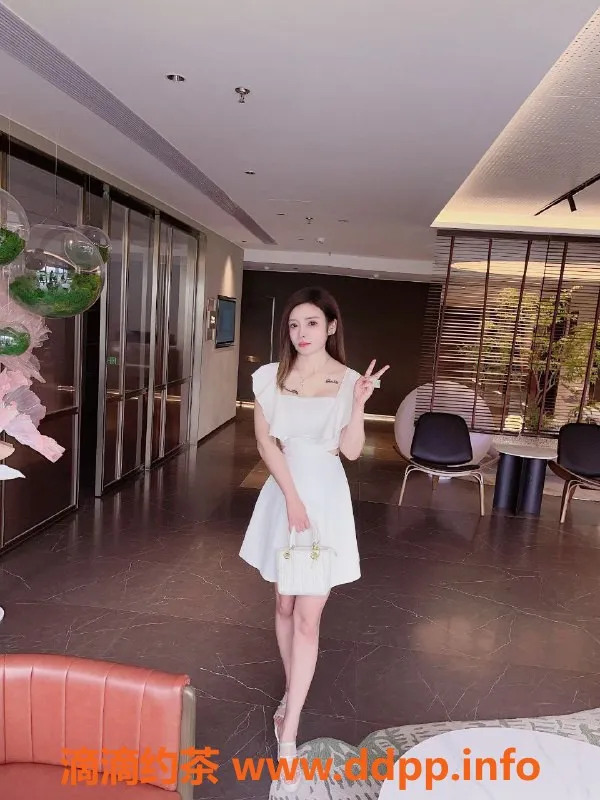 武汉楼凤-汉阳王家湾白蝴蝶，500P预约服务