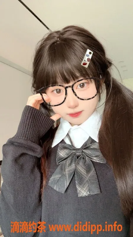 上海楼凤资源信息,长宁白虎萝莉伊吱，超嫩34C，惊喜优惠中！