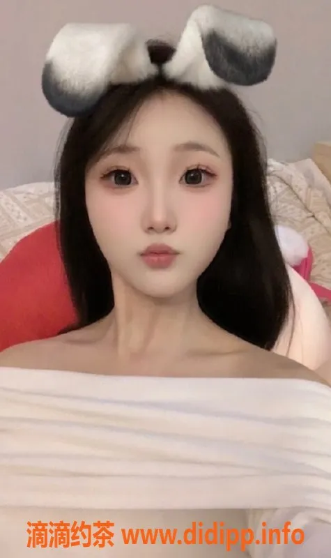 成都楼凤资源信息,成都嫩妹言言，微胖型娇小可爱，600元体验