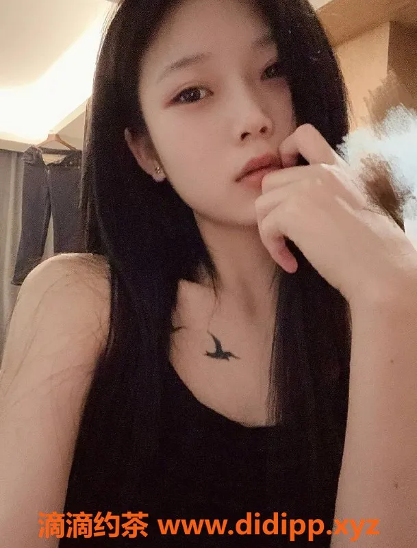 杭州楼凤-余杭区小小，165CM B罩杯，身材姣好，课费实惠