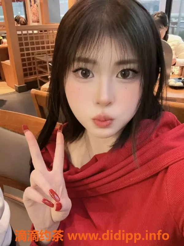 成都楼凤-成都嫩妹可乐，21岁，身高165，服务超赞