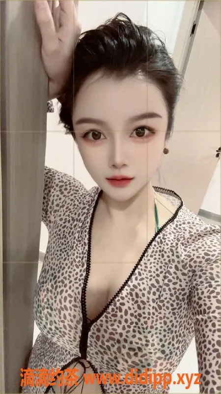 杭州楼凤-东站巨乳少妇乖乖，诱惑舌吻69服务