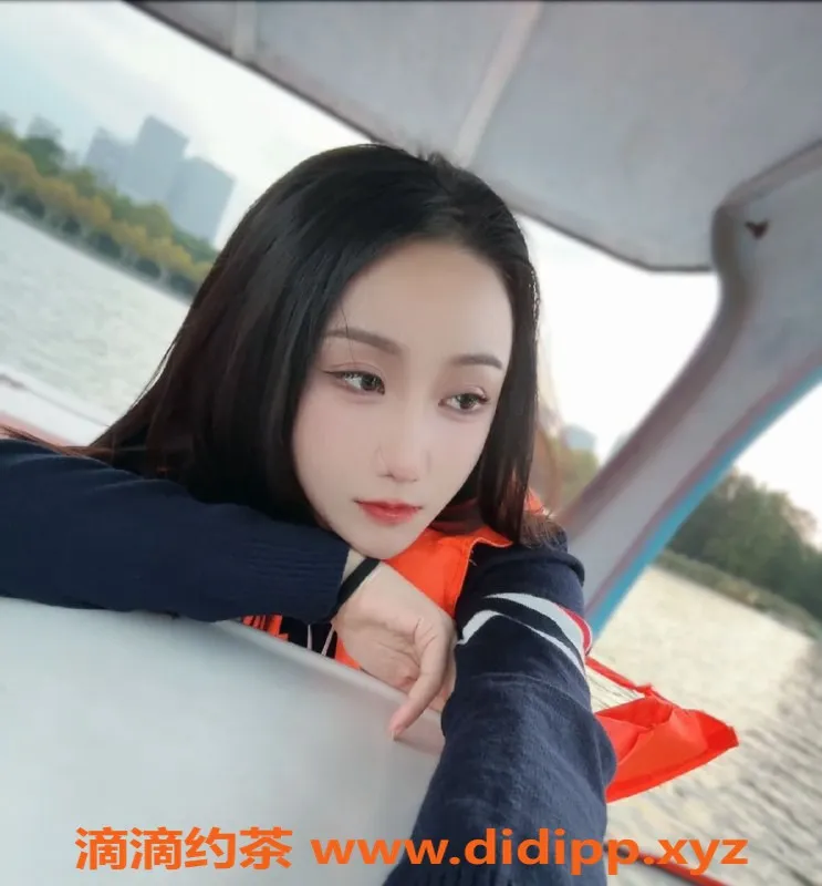 上海楼凤-长宁25岁御姐Abby，162cm 46KG 700元起