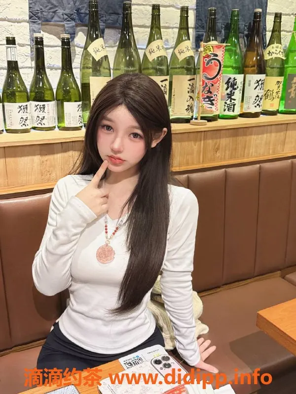 广州楼凤资源信息,天河嫩妹桃子味，身材火辣水费1800p