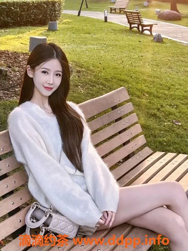 上海楼凤-静安歆然 25岁 172cm 36C 52斤 御姐制服