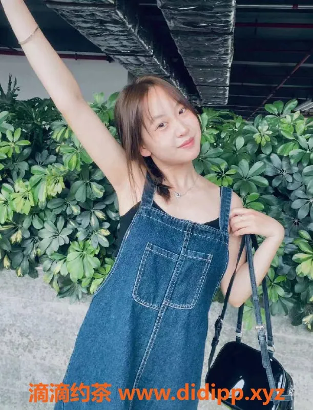 深圳楼凤-深圳龙华糖糖，陪浴舌吻，价格988起