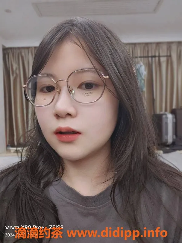 杭州上门服务-萧山嫩妹塞壬，155cm，90斤，千元起上门陪玩