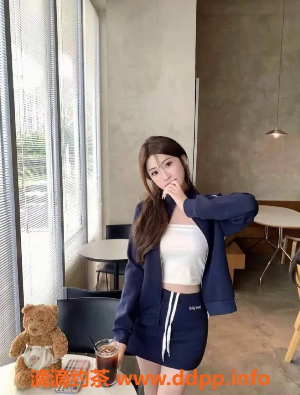 杭州楼凤-上城区小十九，168cm，92斤，1200起