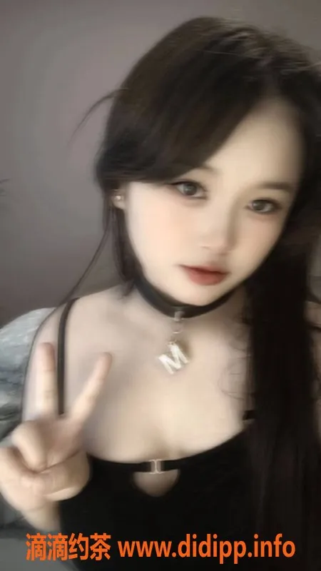 杭州楼凤-上城区思思，160cm，53公斤，B杯，包天5200不限次