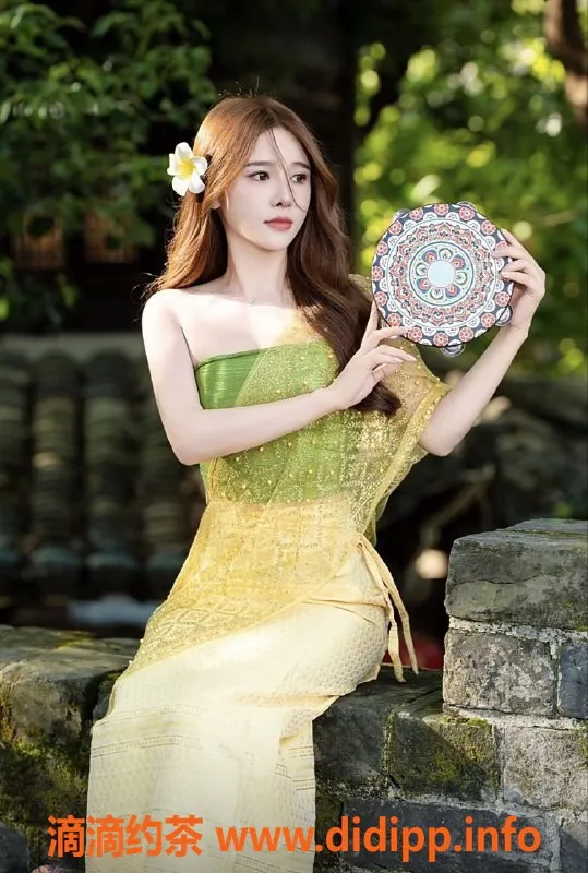 杭州上门服务-滨江区左小小，22岁，170cm，900元体验优质服务