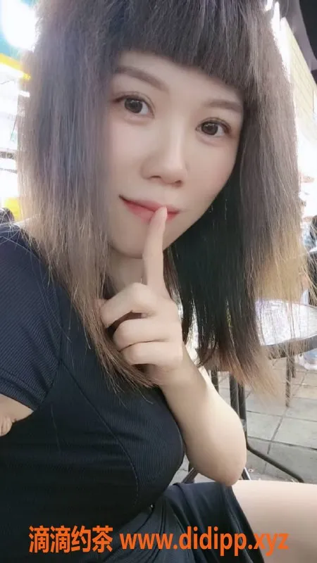 东莞楼凤资源信息,大朗28岁猫七七，160CM，40KG，舌吻全套300元