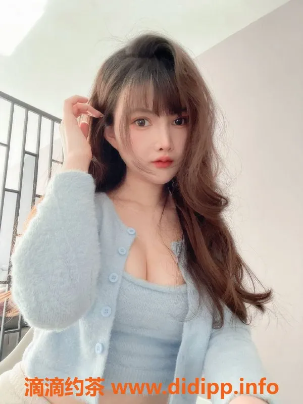 杭州楼凤资源信息,萧山区小莫，22岁168cm，超可爱蜜桃臀，800元尽享服务