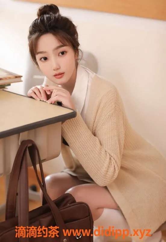 上海楼凤-徐汇长腿嫩妹梦雯雯，1100元起