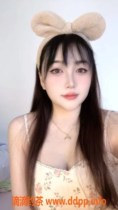 深圳楼凤资源信息,深圳坂田小小，21岁165c，800元舌吻服务